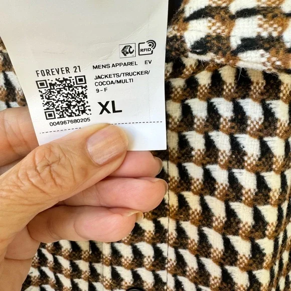 FOREVER 21. NWT. Men’s Geo Print Snap-Button Trucker Jacket. Size XL. Po… - Picture 5 of 13